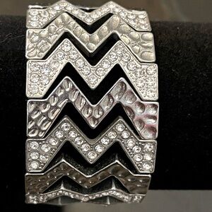 Silver and rhinestone stretch bracelet
